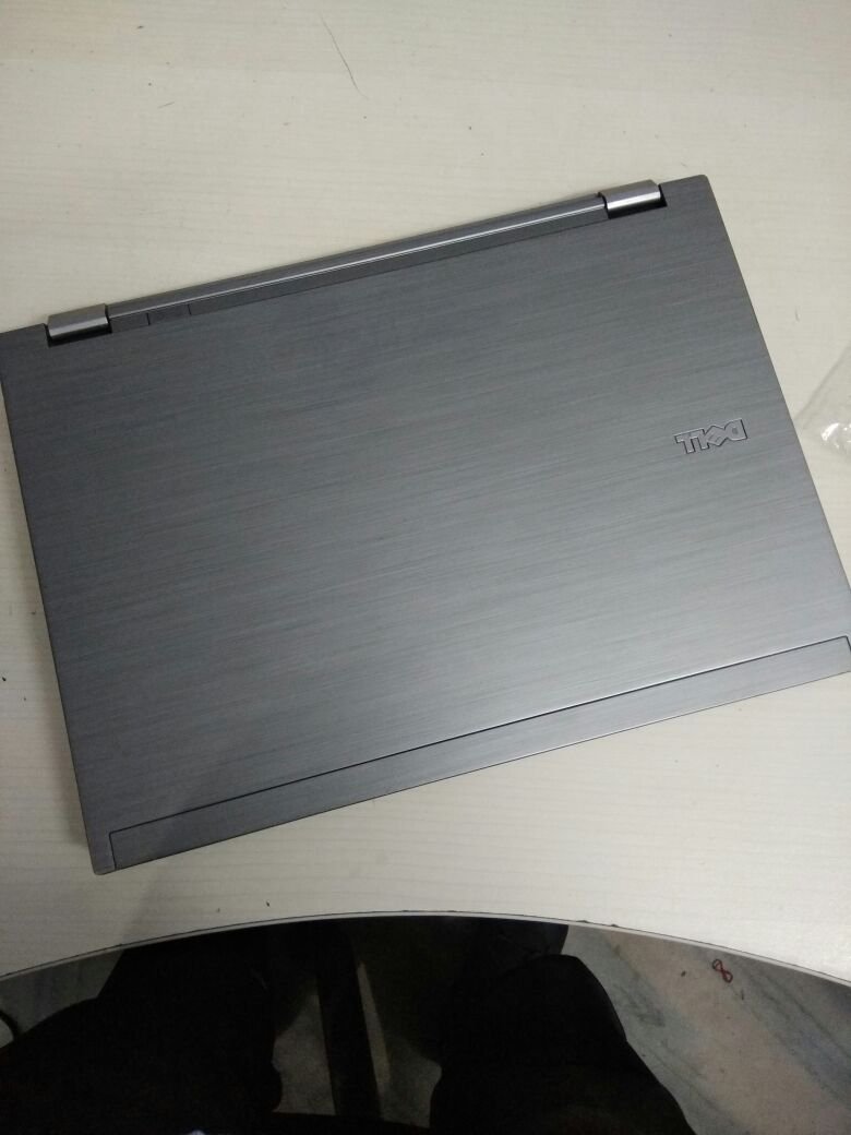 DELL