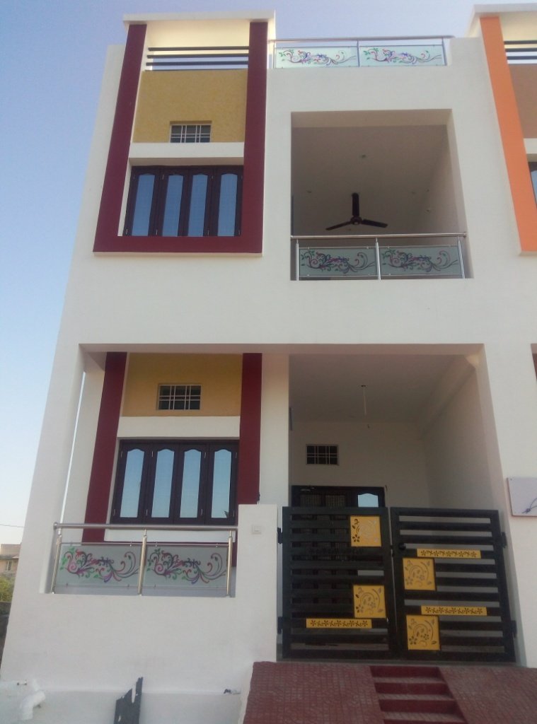 NEAR JEEVAN TARA GOVERDHAN VILLAS